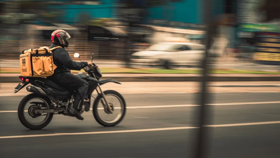 Xe 4 chỗ đưa đón